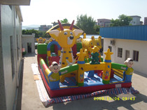 Inflatable amusement park