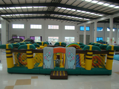 Inflatable amusement park