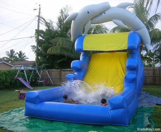 Inflatable water slide
