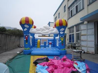 inflatable bouncer